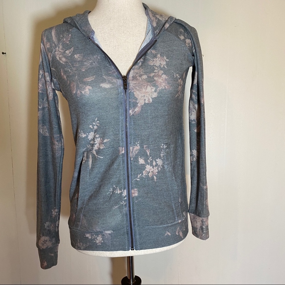 Chaser Evereve Cottagecore Floral Zip-Up Hoodie